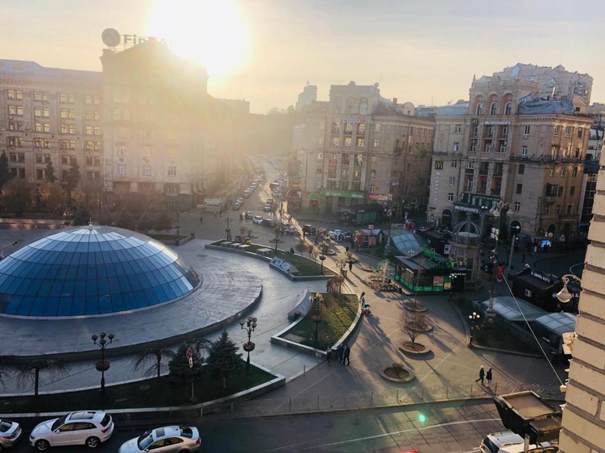 Amazing View Of Maydan! Apartment Kyiv Exterior photo