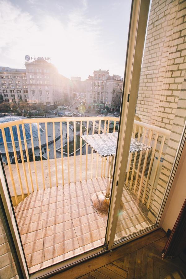 Amazing View Of Maydan! Apartment Kyiv Exterior photo